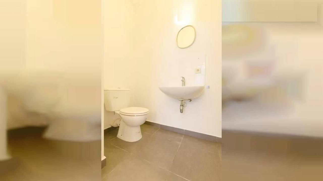 Studio meublé rénové – Bruxelles centre - Image 2